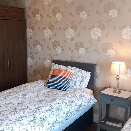 Safe Haven - Luxury Family Accommodation 칼링포드 외부 사진