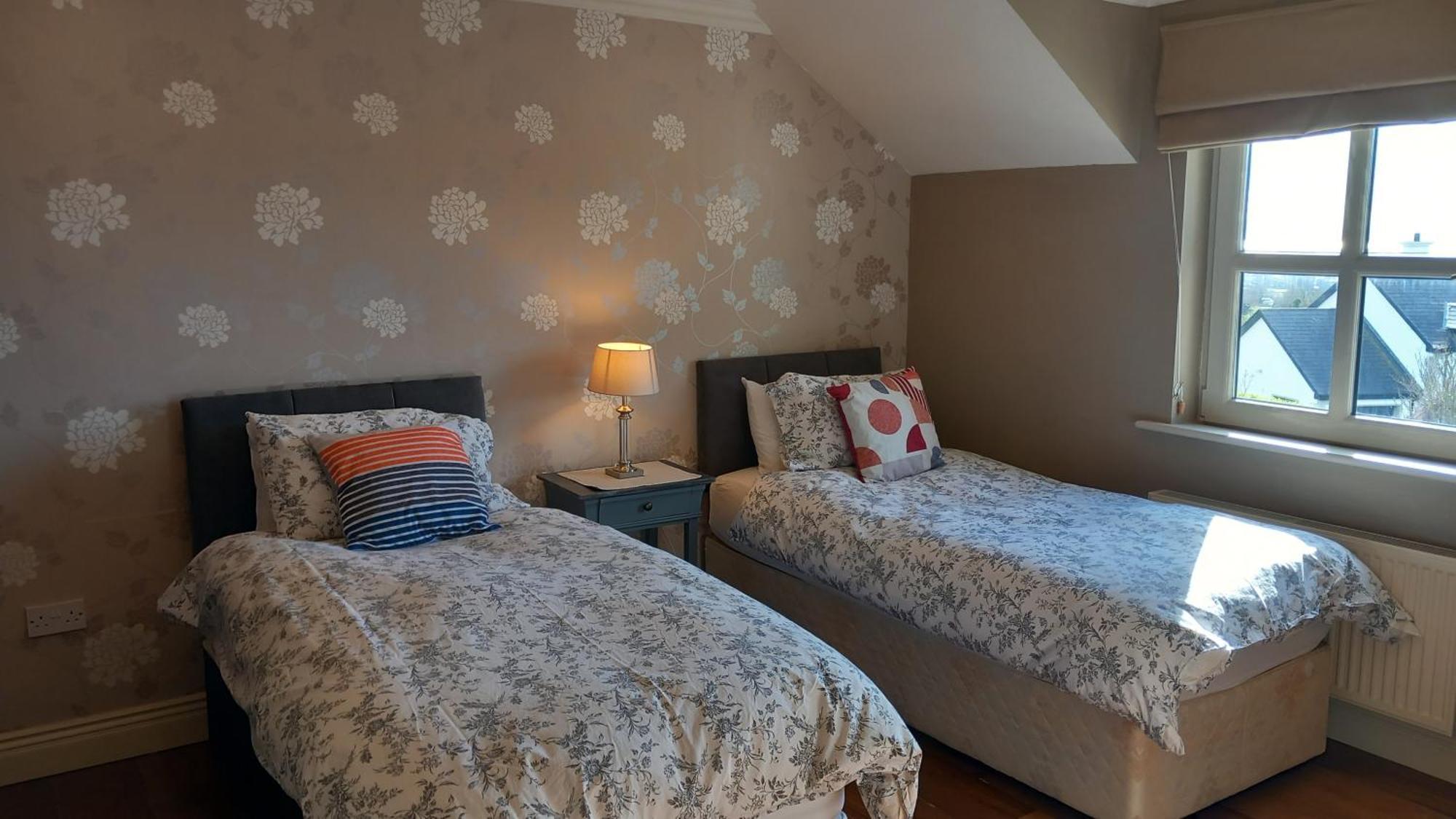 Safe Haven - Luxury Family Accommodation 칼링포드 외부 사진