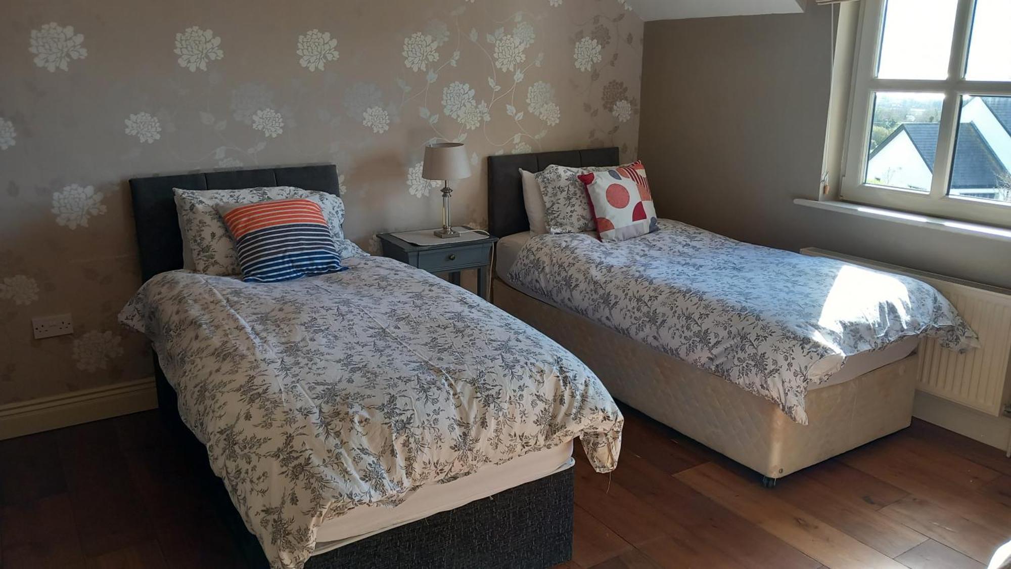 Safe Haven - Luxury Family Accommodation 칼링포드 외부 사진