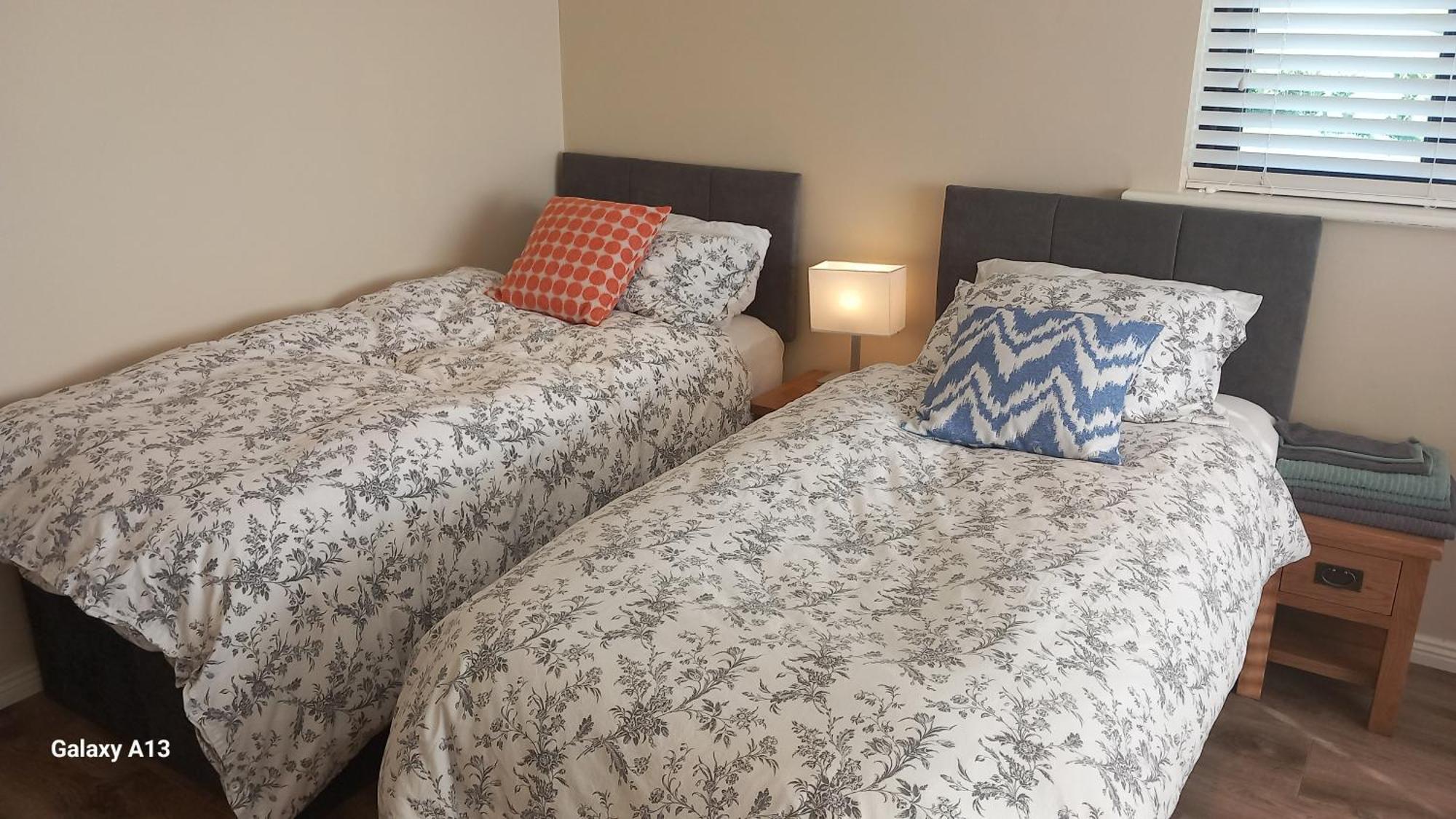 Safe Haven - Luxury Family Accommodation 칼링포드 외부 사진